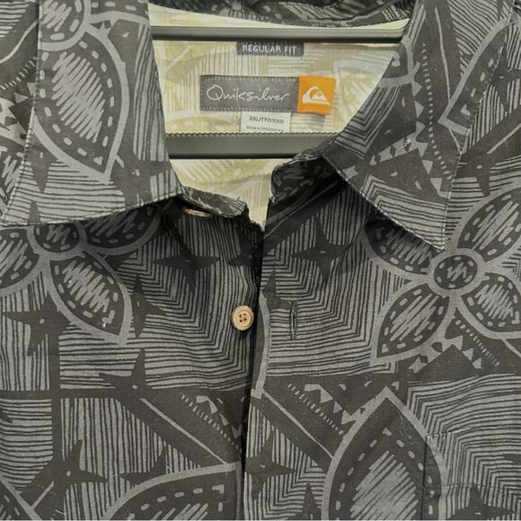 Quiksilver - Waterman Hawaiian Tropical Short Sleeve Shirt - NWOT 2 XL - Picture 8 of 9